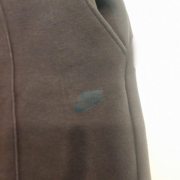 Nike Set - Picture 3 of 5